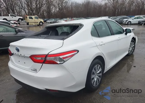 2020 Toyota Camry Le Hybrid из США, поврежденный, VIN 4T1C31AKXLU534366